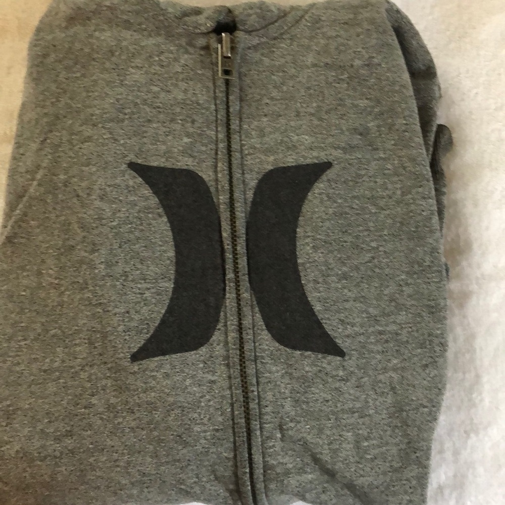 Men’s Hurley hoodie.